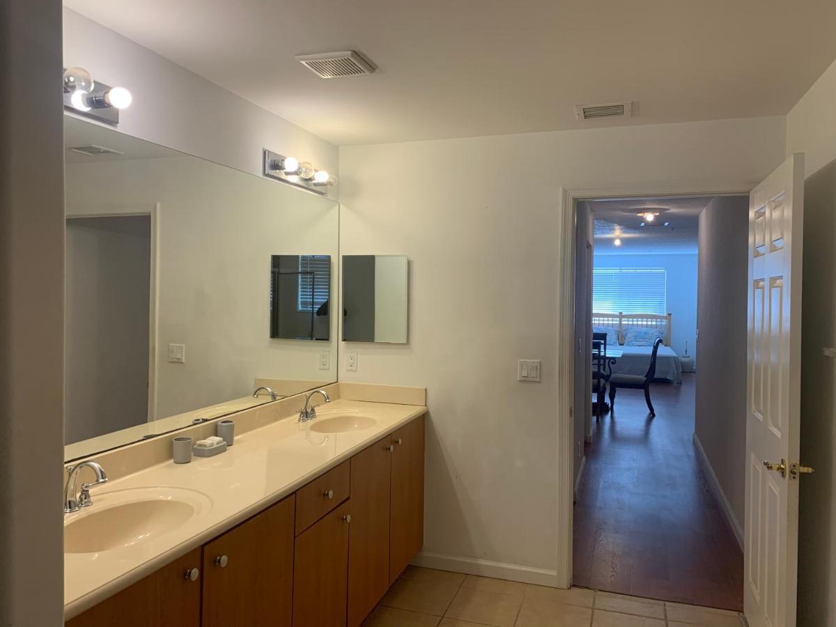 Bedroom Suite In Lauderdale Lakes Townhome Fort Lauderdale Exteriör bild