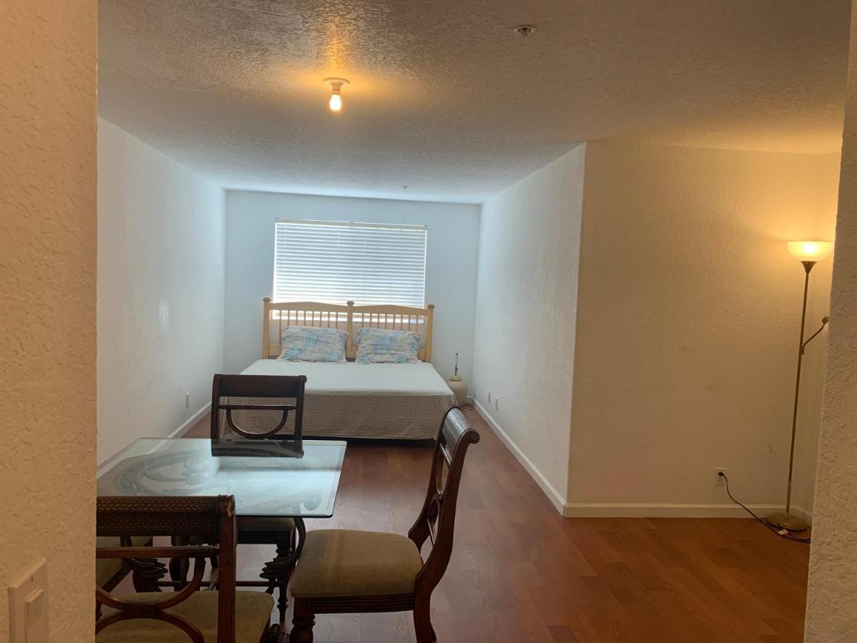 Bedroom Suite In Lauderdale Lakes Townhome Fort Lauderdale Exteriör bild