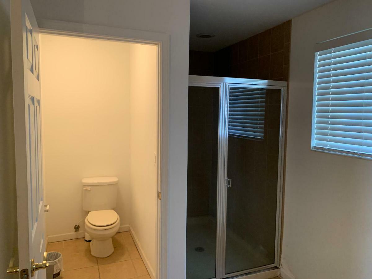 Bedroom Suite In Lauderdale Lakes Townhome Fort Lauderdale Exteriör bild